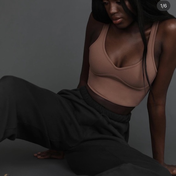 Joah Brown contour top S/M - Picture 1 of 4